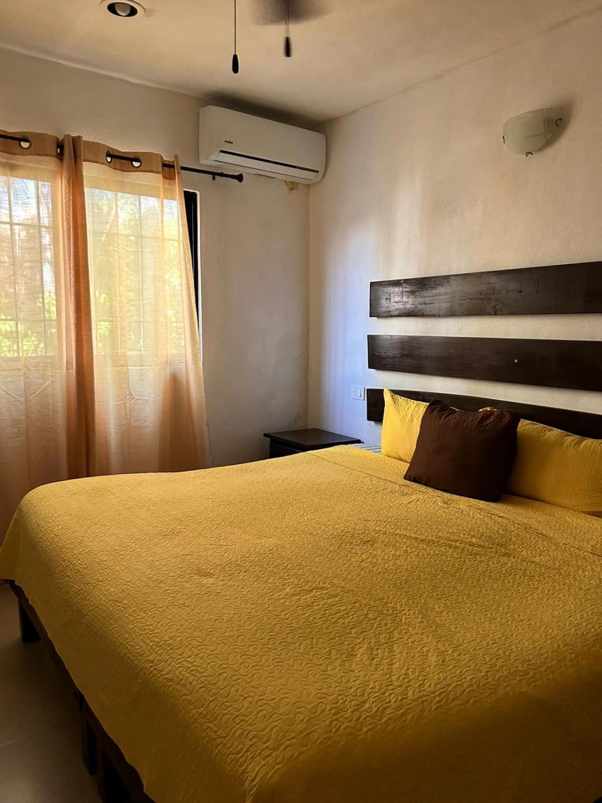 Hotel La Casa Del Capi Holbox Eksteriør billede